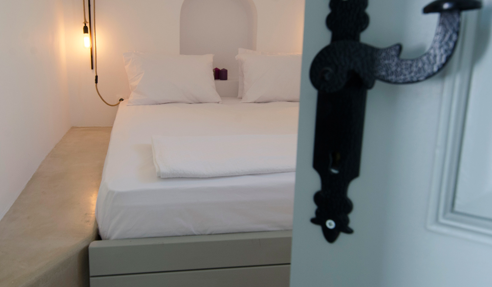kampanario_santorini_accommodation_02